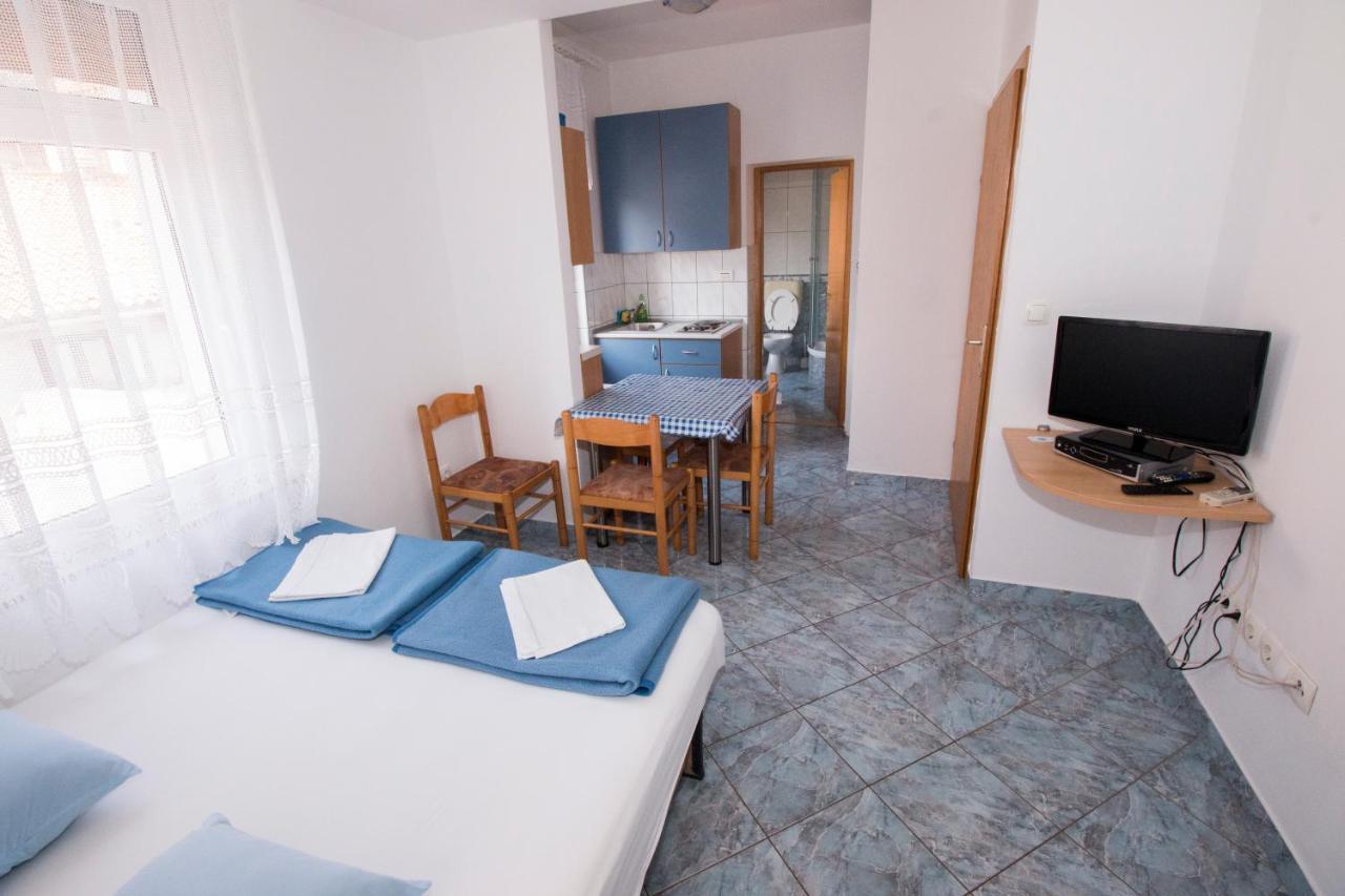 Omis - Michy Apartments Exterior photo