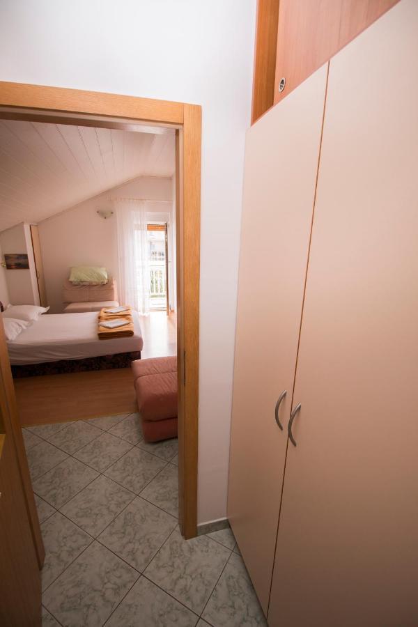 Omis - Michy Apartments Exterior photo